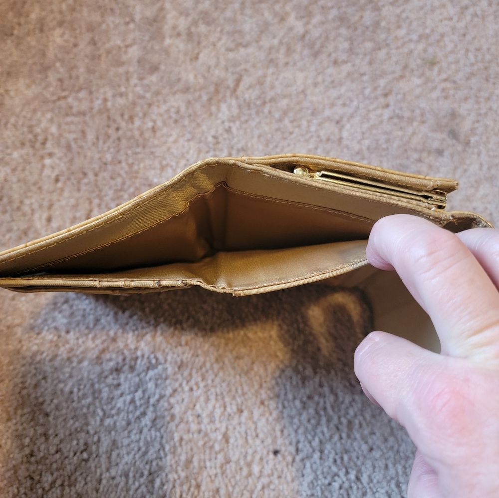 Wallet - Picture 4 of 4